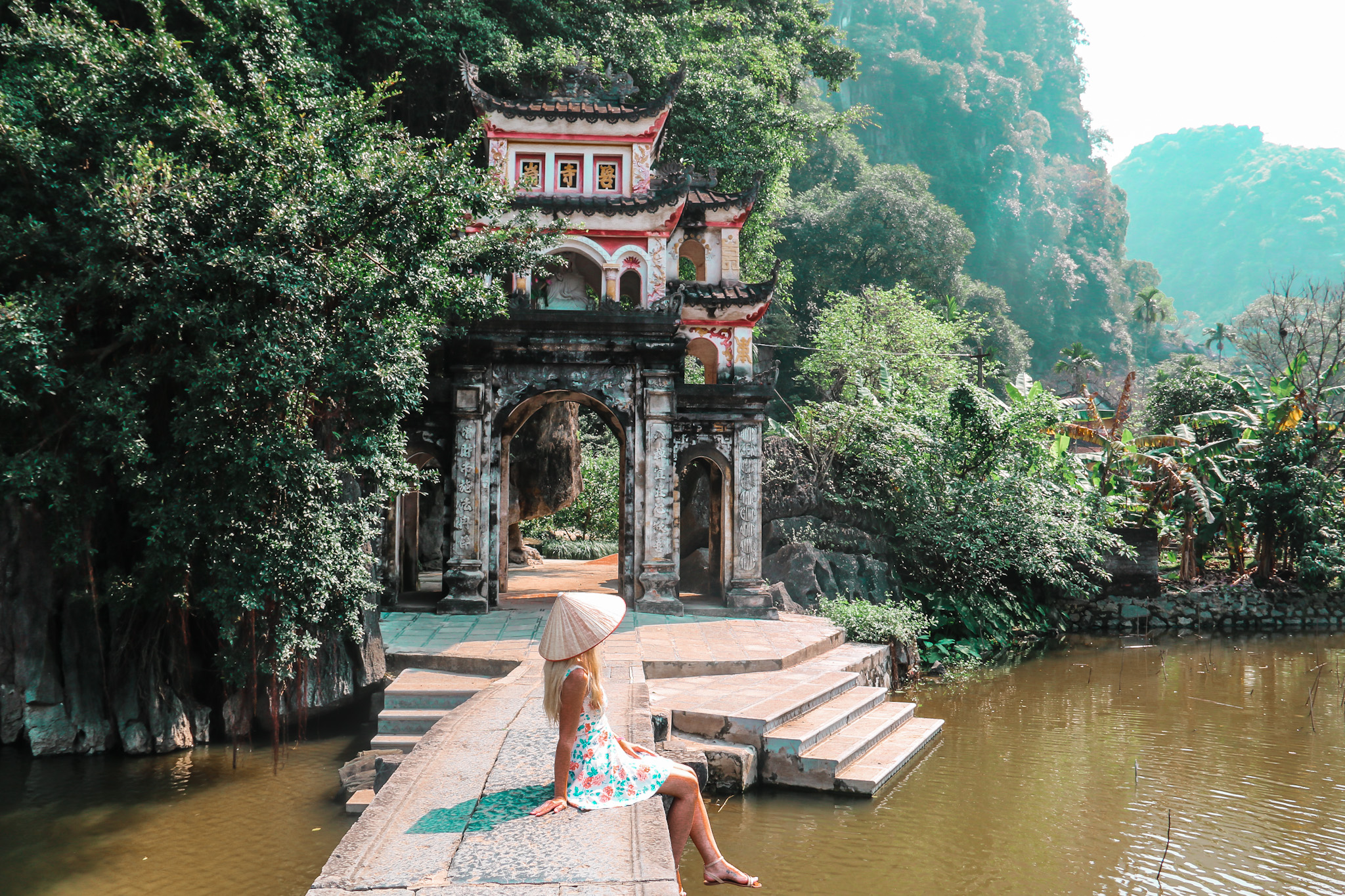 vietnám látnivalók, vietnám utazás, hanoi látnivalók, vietnam, Bich Dong Pagoda