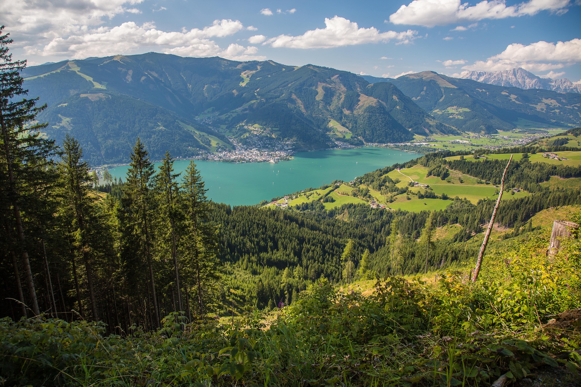 lake-g569bf9d2a_1920