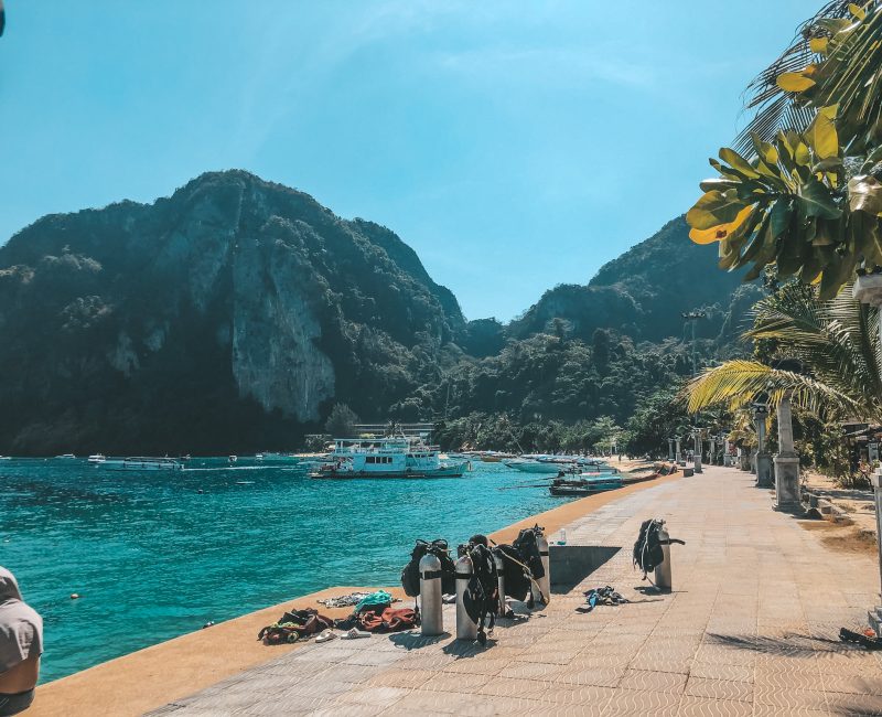 thaiföld utazás, thaiföld utazási tippek, bangkok éttermek, bangkok tippek, bangkok látnivalók, thaiföld, phi phi sziget, krabi látnivalók, krabi hajóút, phuket vagy krabi