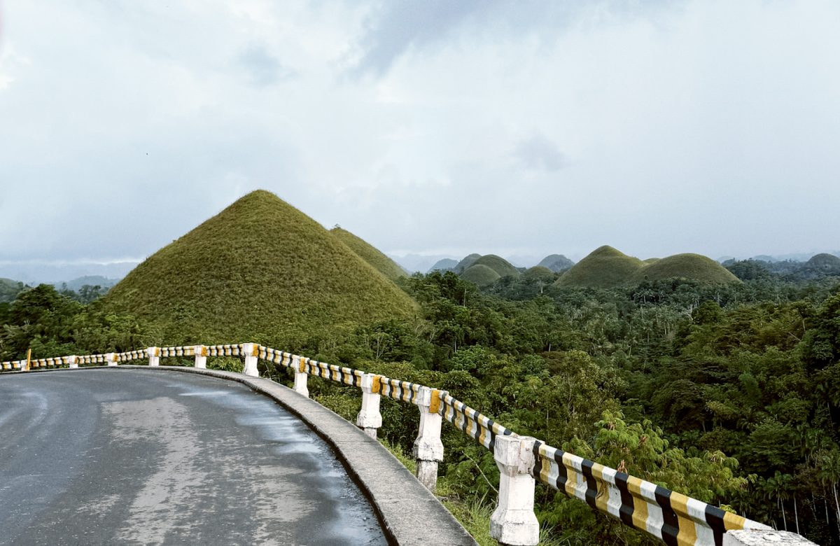 bohol, bohol látnivalók, fülöp szigetek utazás, fülöp szigetek nyaralás, fülöp szigetek látnivalók, bohol fülöp szigetek, csokoládé dombok, chocolate hills, csokoládé hegyek