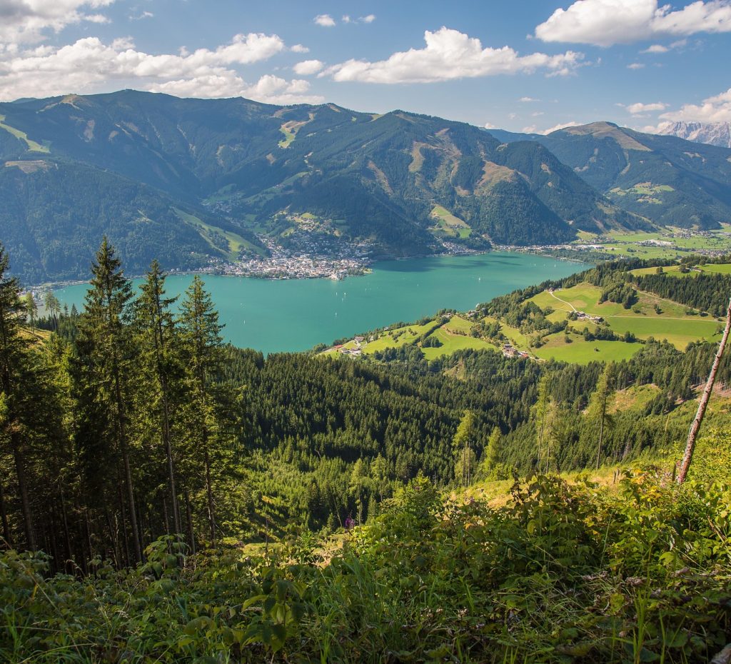 lake-g569bf9d2a_1920