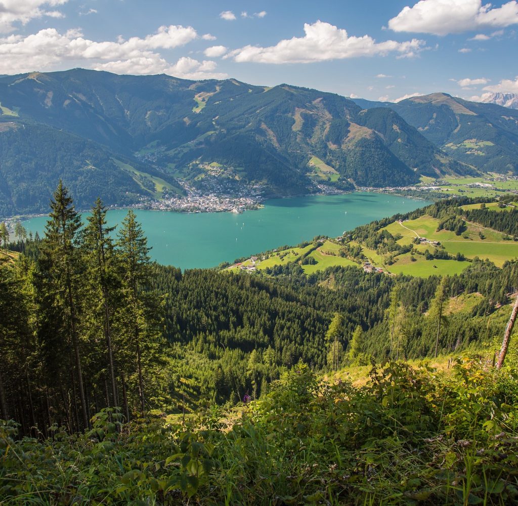 lake-g569bf9d2a_1920